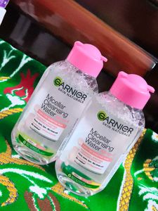 Pack of 2 Garnier Skin Naturals, Cleansing Water,