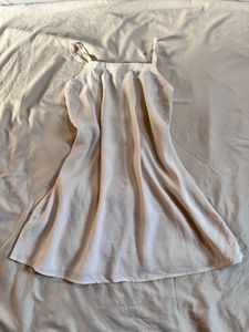 Zara dress🤍