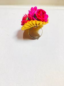 Exquisite Floral Ring