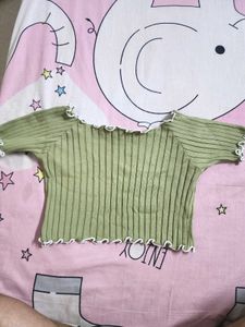 Korean Top - BRAND new!