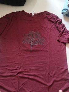 Maroon Tree Graphic T-Shirt