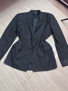 Classic Pinstripe Blazer❤️
