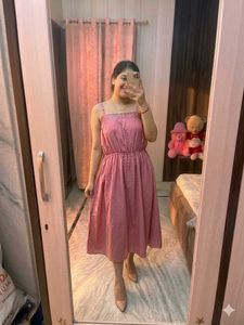 Chic Pink Spaghetti Strap Dress