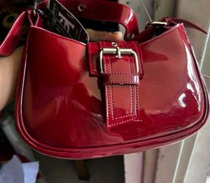 Glossy Red shoulder bag