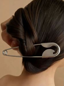 Viral Oversized Safety Pin Hair Clip