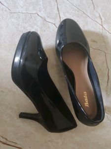 Bata Black Bellies