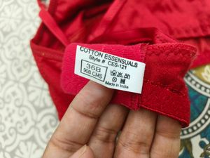 Red 🍒 Bra