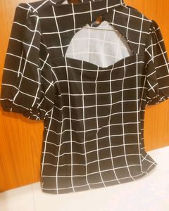 SHEIN OFFICIAL Grid pattern Top