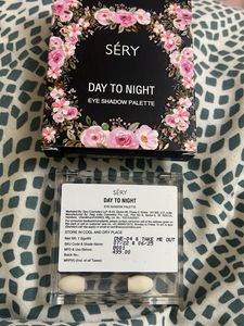 SERY eyeshadow palette