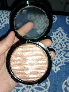 Makeup combo ( pack of 4 )