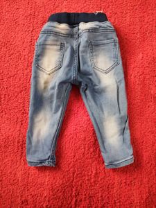 Light Wash Distressed Jeans
