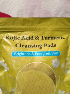 Kojic Acid &amp; Turmeric Cleansing Pads 🎀