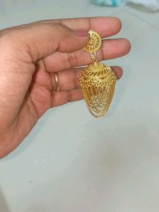 4 Set Vintage Gold Tone Earrings