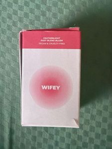 FAE Beauty Lush Blush - wifey