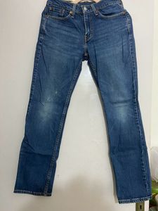 LEVI’S Slightly Distressed Stretchable Blue Denim