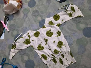 Floral Print full sleeve Top for 4-6 year girl