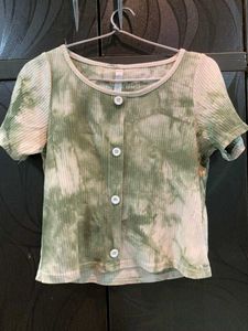 Green Tie-Dye Ribbed Button Front Top