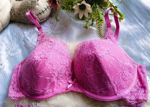 brand New humkemoller lingerie set 👍