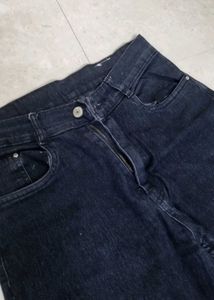 Dark Wash Denim Jeans with Frayed Hem