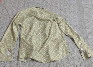 Stylish Printed Button-Up Shirt