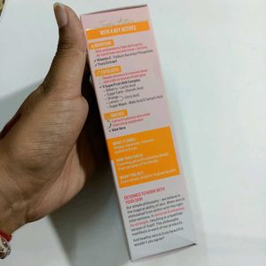 The Pink Foundry Brightening Face Wash