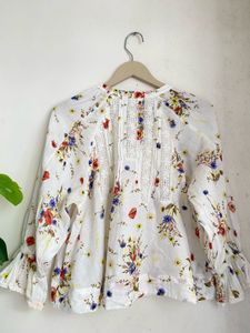 Chic Floral Print Blouse