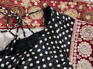 Elegant White &amp; Maroon Saree with Blouse