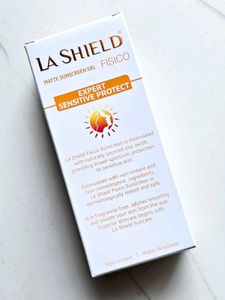 LA SHIELD Matte Sunscreen Gel SPF 50+