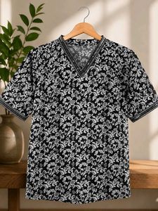 short kurta a beautiful black and white kurt