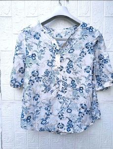 New with tag Korean Pintrest Chic Floral top