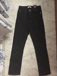 Classic Black Skinny Fit Jeans