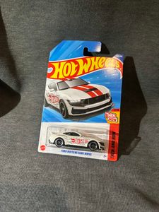 Hotwheels Ford Mustang Dark Horse