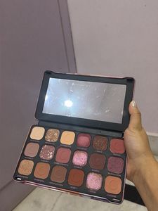 Maliao Moonlight Romance Eyeshadow Palette