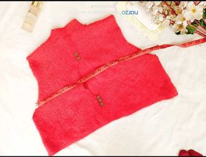 Chic Sleeveless Mock Neck Textured Top