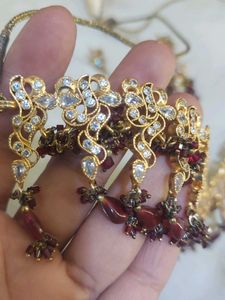 Maroon Necklace diamond set SIA brand