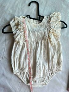 4 pic baby clothes