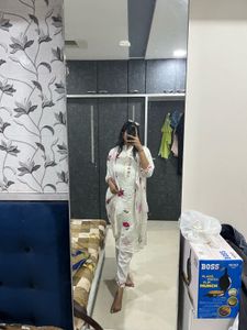Elegant Floral Embroidered Kurta Set - Unused