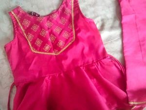 Pink Salwar Kameez Set