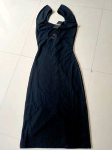Chic Black Cut-Out Dress with Ruffle Sleeves