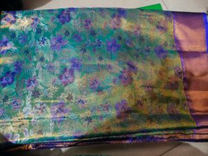 Floral Green Pattu Silk Saree
