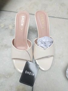 y2k Branded heels