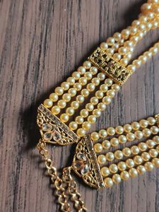 Elegant Pearl and Gold Hand Harness