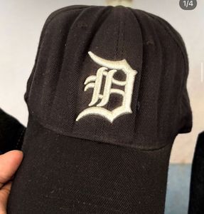 Black Baseball Cap with 'D' Logo
