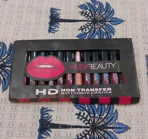 Huda Beauty Non Transfer Liquid Lipstick Set