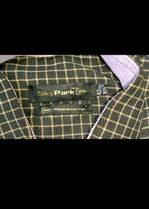 Men's Plaid Button-Down Shirt