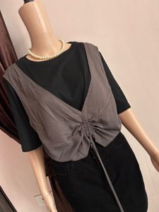 Chic Grey Ruched Vest Top ( 44 chest, 25 length)