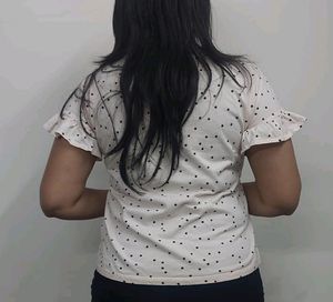 Imported New Pretty Tshirt Come Top🎀