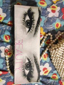 Eye Lash Of Hudabeauty One