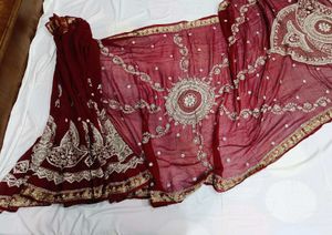 🇳🇿💫🎀 Y2K Stunning Embroidered Maroon Saree