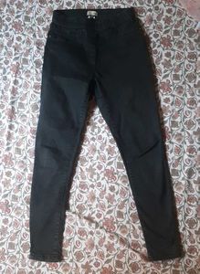 Comfortable Black Skinny Jeans